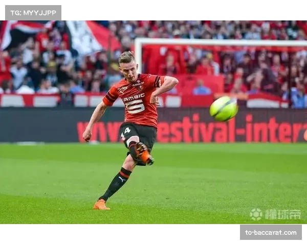 朗斯中场托马森攻防俱佳 抢断助攻榜均居前列